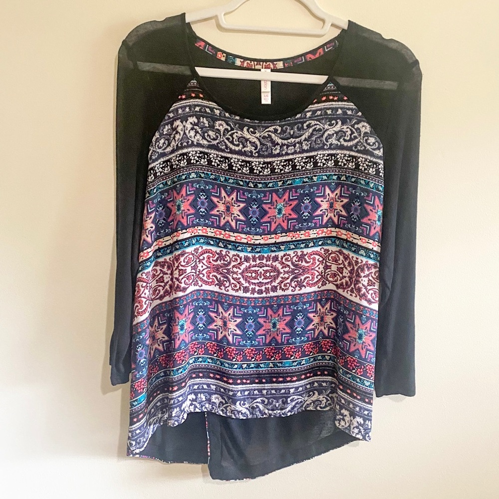 Xhilaration Shirt, Blousy front, Thin Transparent Open Back, Colorful, Large